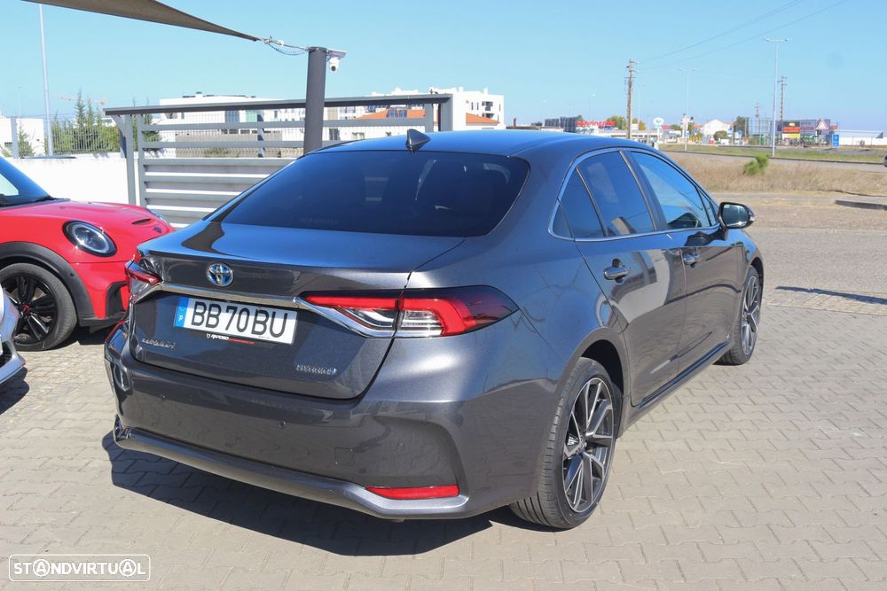 Toyota Corolla SD 1.8 Hybrid Luxury - 19