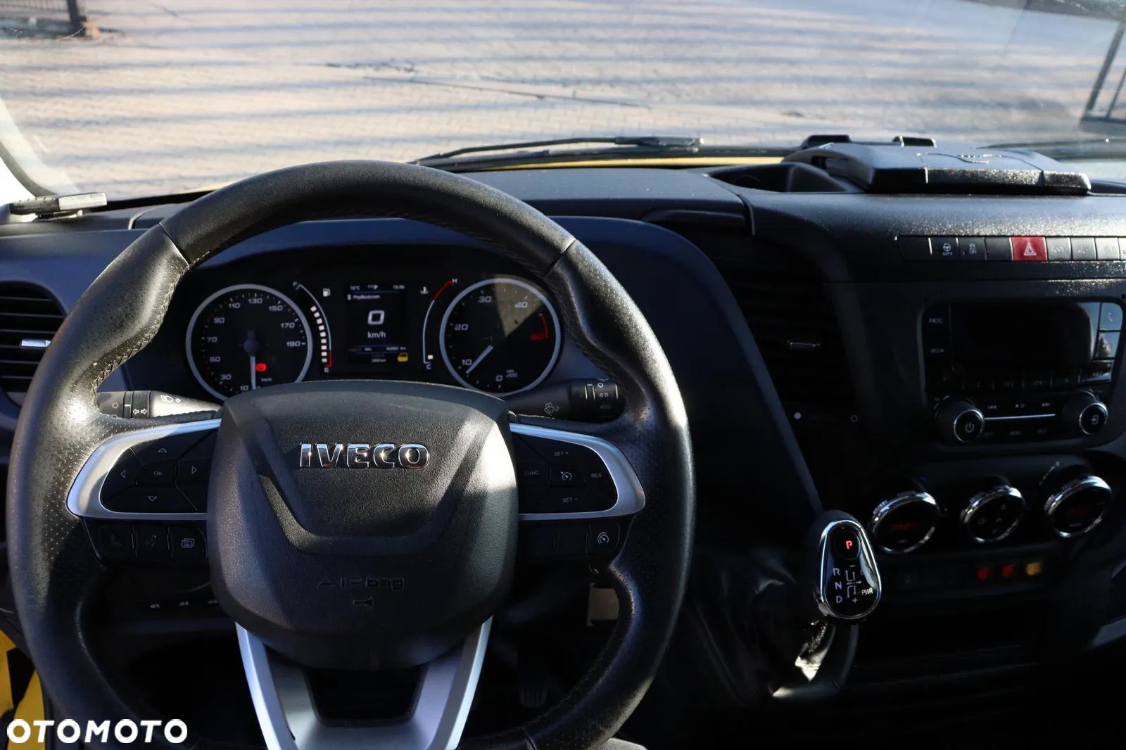 Iveco DAILY - 22