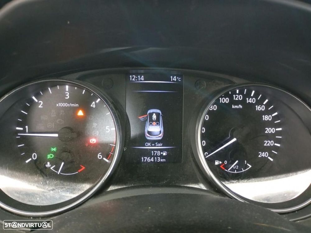 Nissan Qashqai 1.5 dCi N-Connecta Business - 8