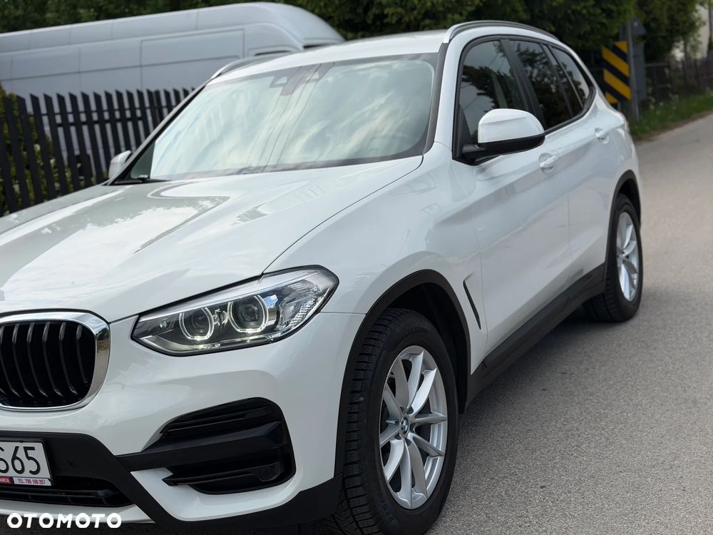 BMW X3 xDrive20i GPF Advantage - 38