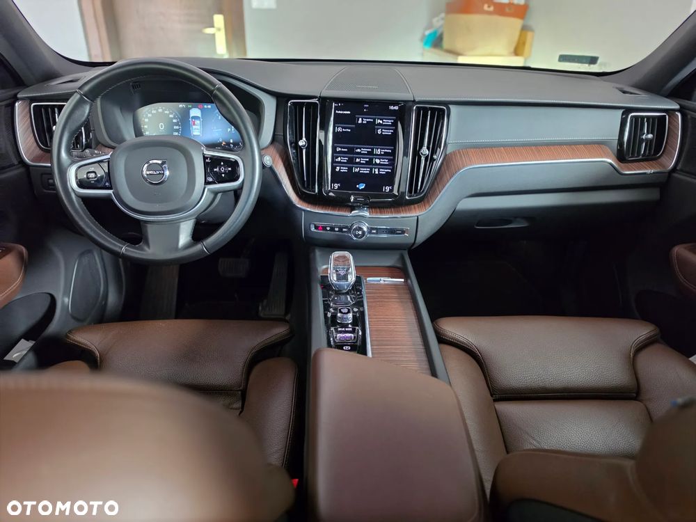 Volvo XC 60 B4 D Inscription - 6