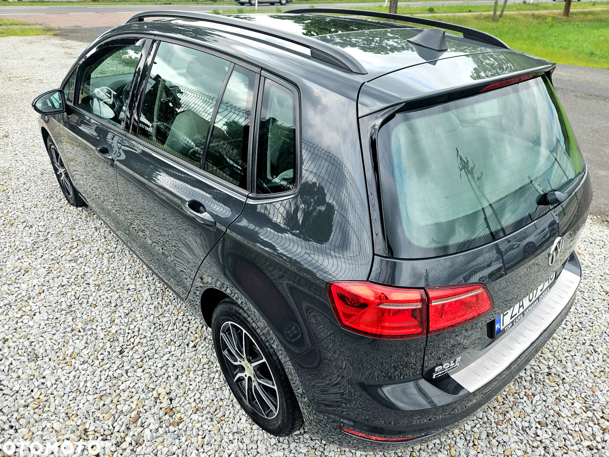 Volkswagen Golf Sportsvan 1.6 TDI BlueMotion Comfortline - 11