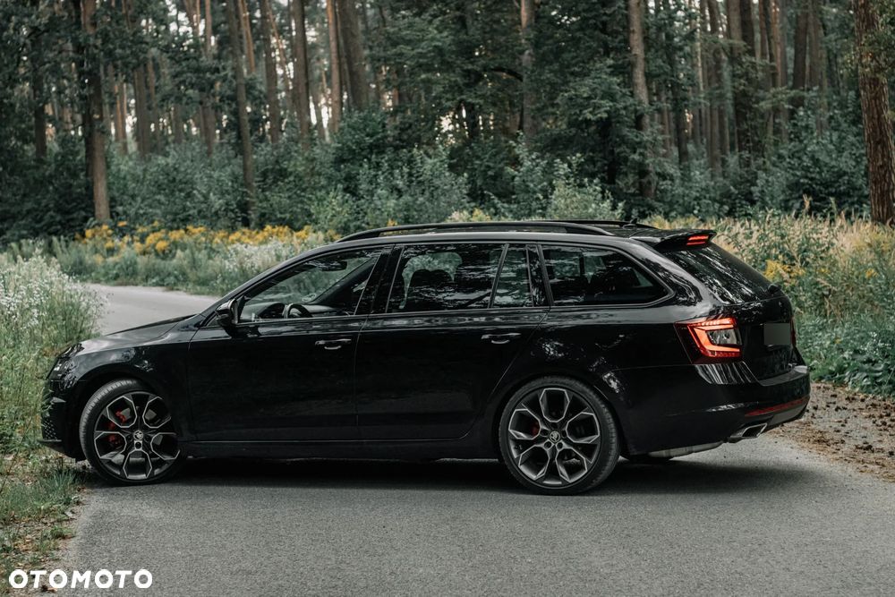 Skoda Octavia 2.0 TDI DSG RS - 6