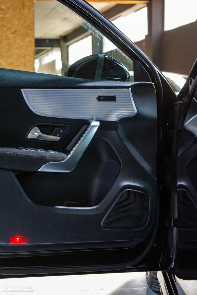 Mercedes-Benz A 200 - 12