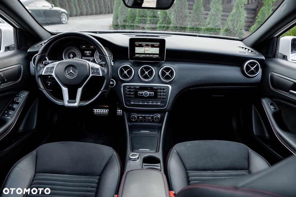 Mercedes-Benz Klasa A 250 4Matic 7G-DCT AMG Line - 26