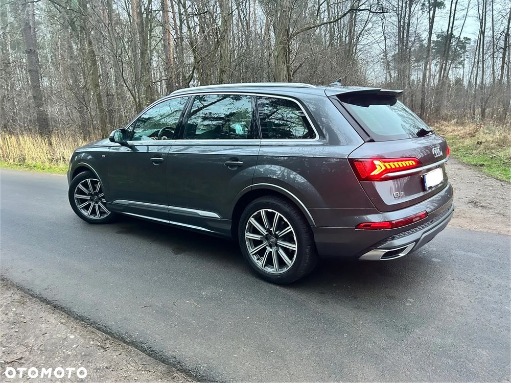Audi Q7 - 8