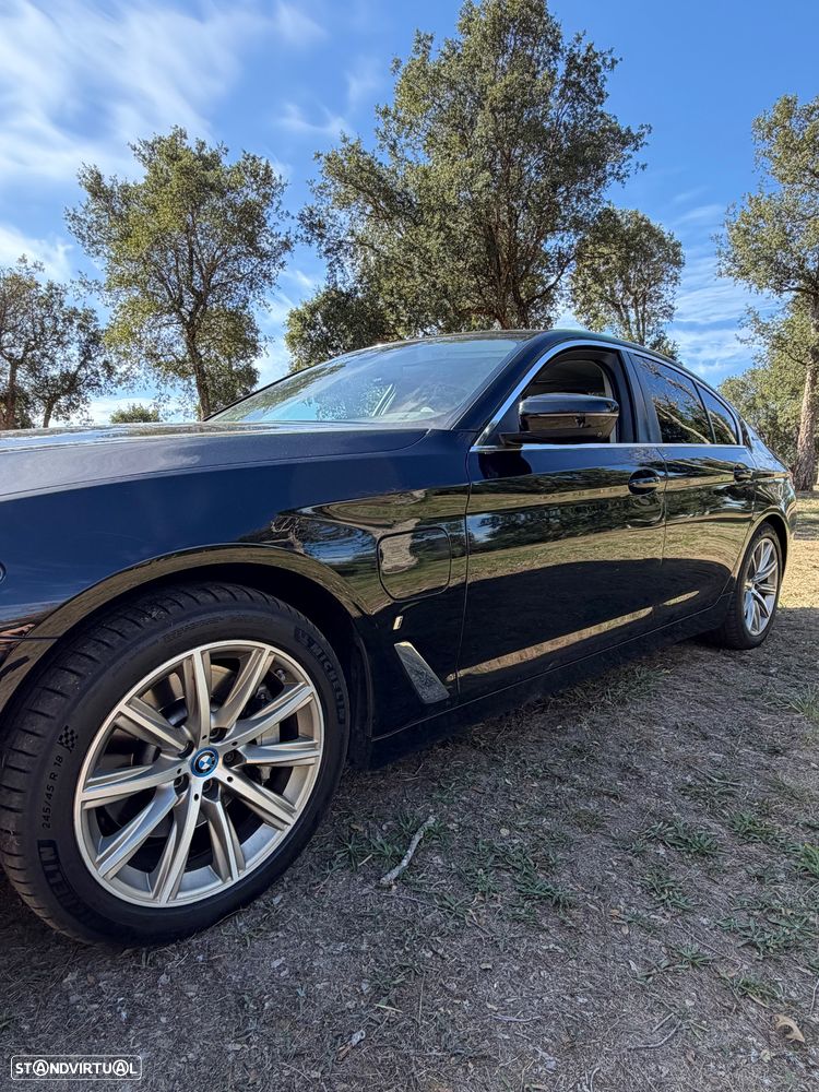 BMW 530 e iPerformance Line Luxury - 35