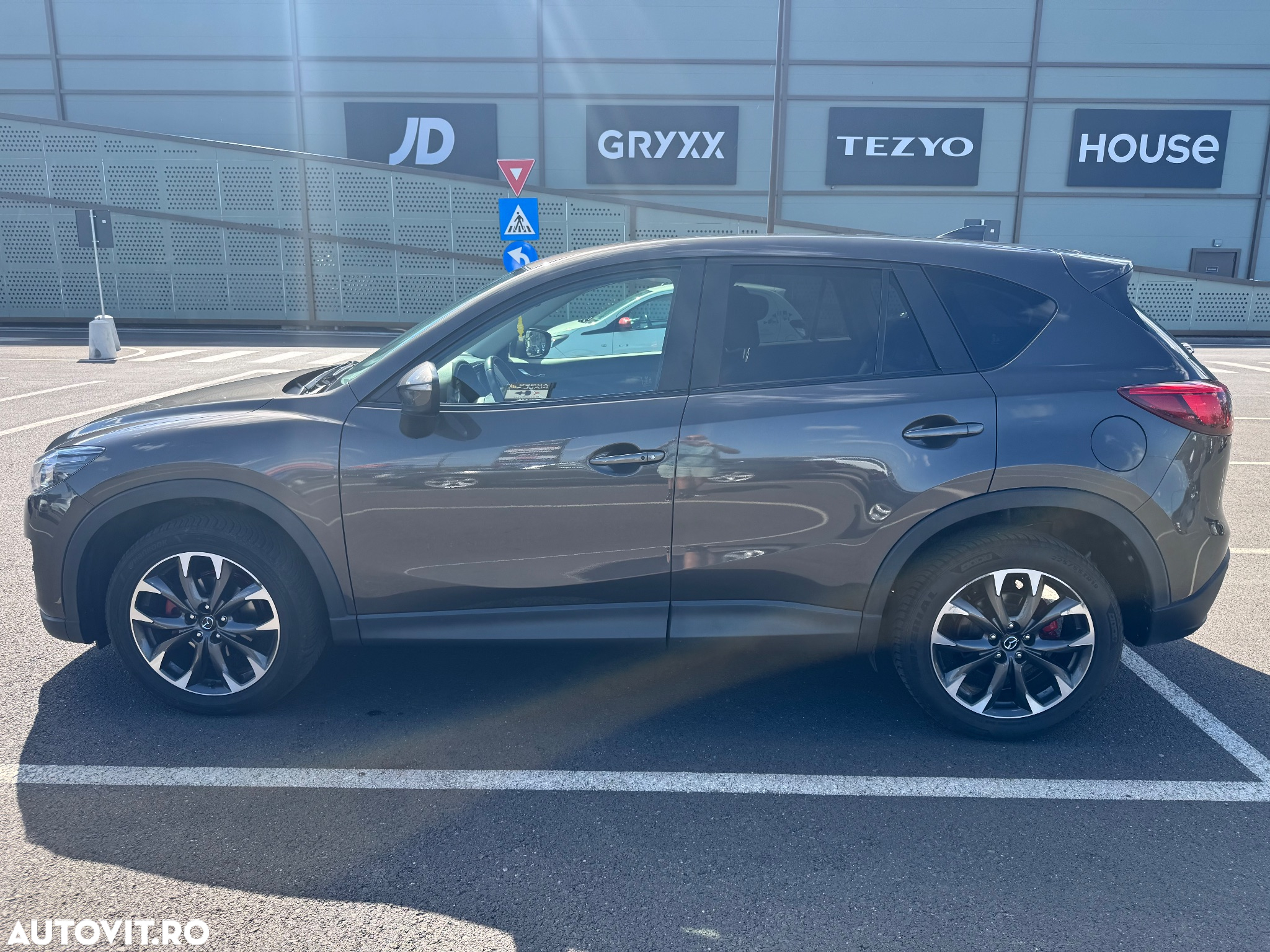 Mazda CX-5 SKYACTIV-D 175 Drive AWD Sports-Line - 8