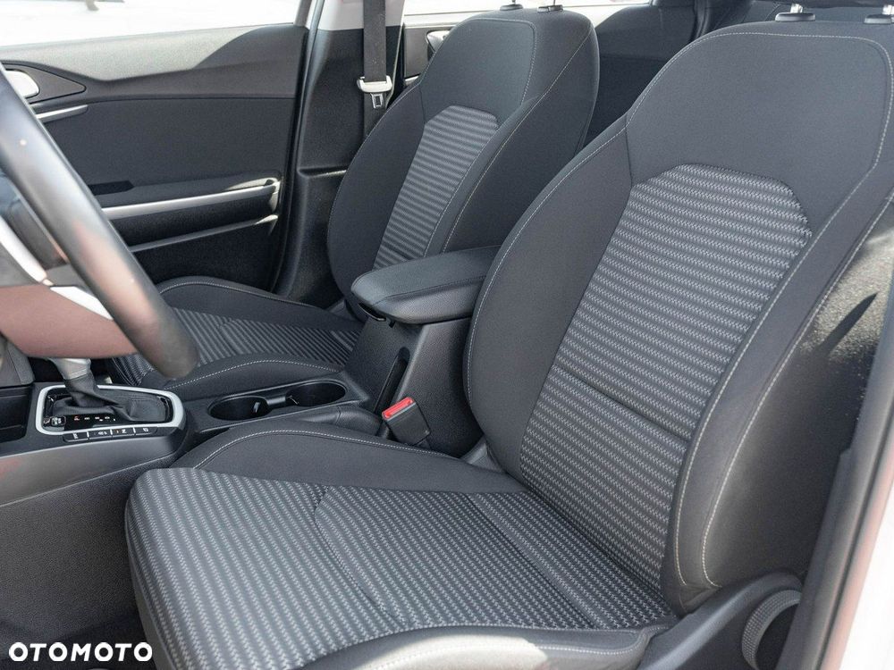 Kia Ceed 1.5 T-GDI M DCT - 14