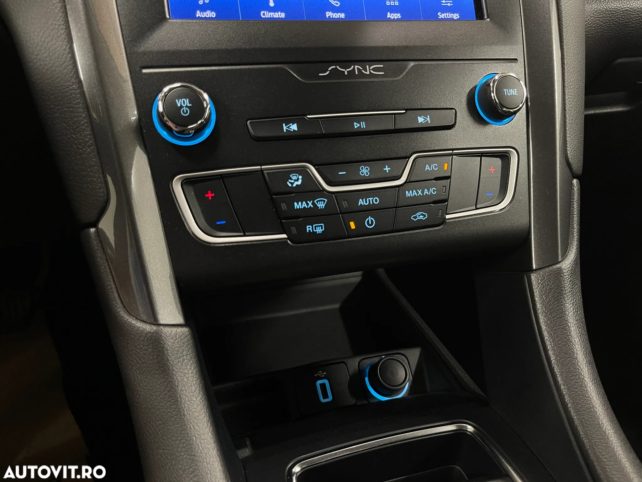 Ford Mondeo 2.0 TDCi Powershift Trend - 16