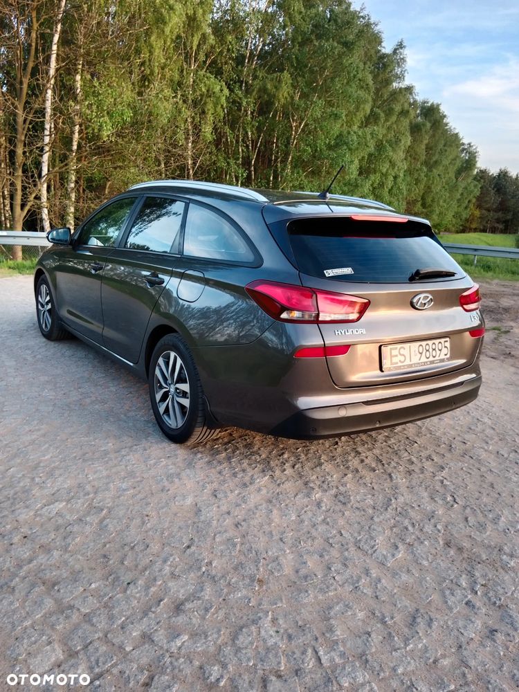 Hyundai i30 1.6 CRDi Classic + - 39