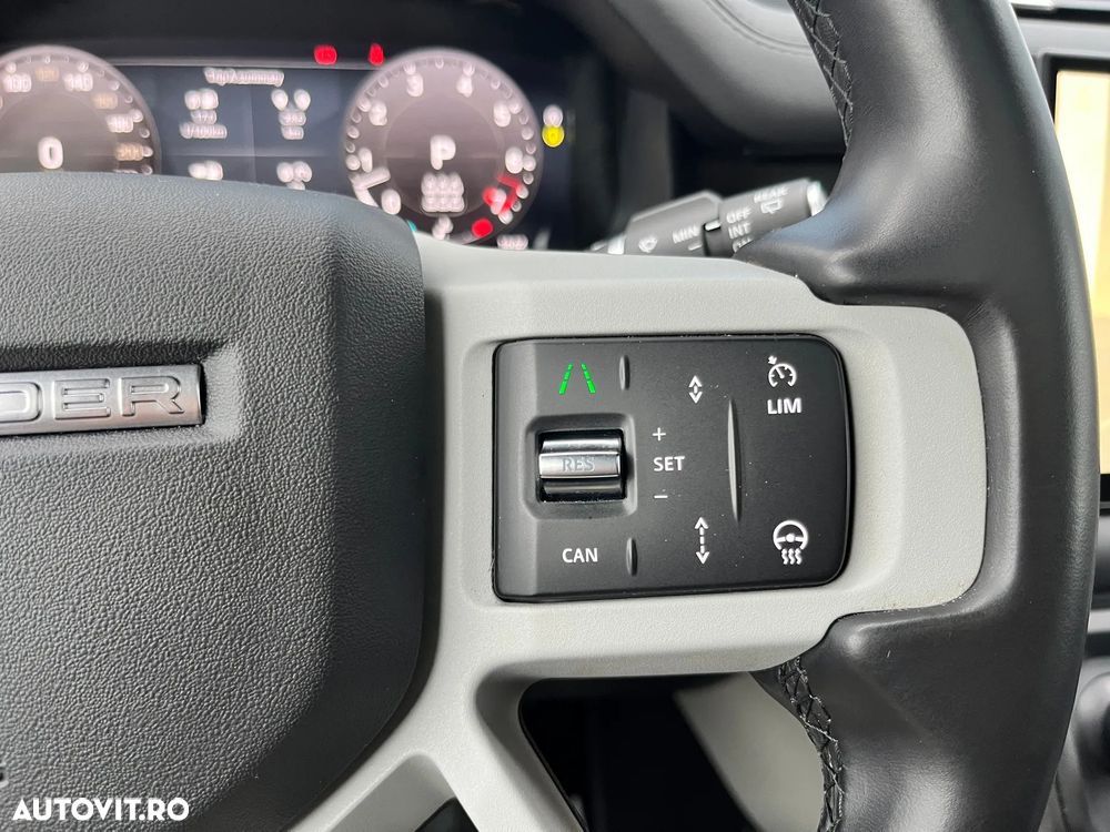 Land Rover Defender - 20