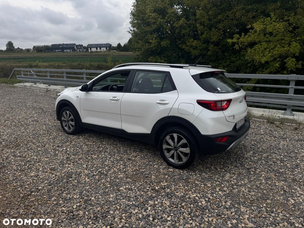 Kia Stonic 1.2 M - 4