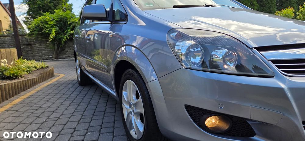 Opel Zafira 1.8 Elegance - 22