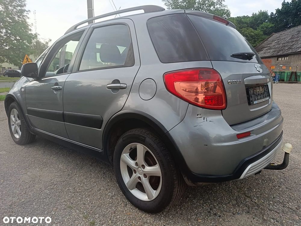 Suzuki SX4 1.6 VVT 4x4 Comfort - 6