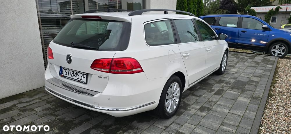 Volkswagen Passat 2.0 TDI Comfortline - 20
