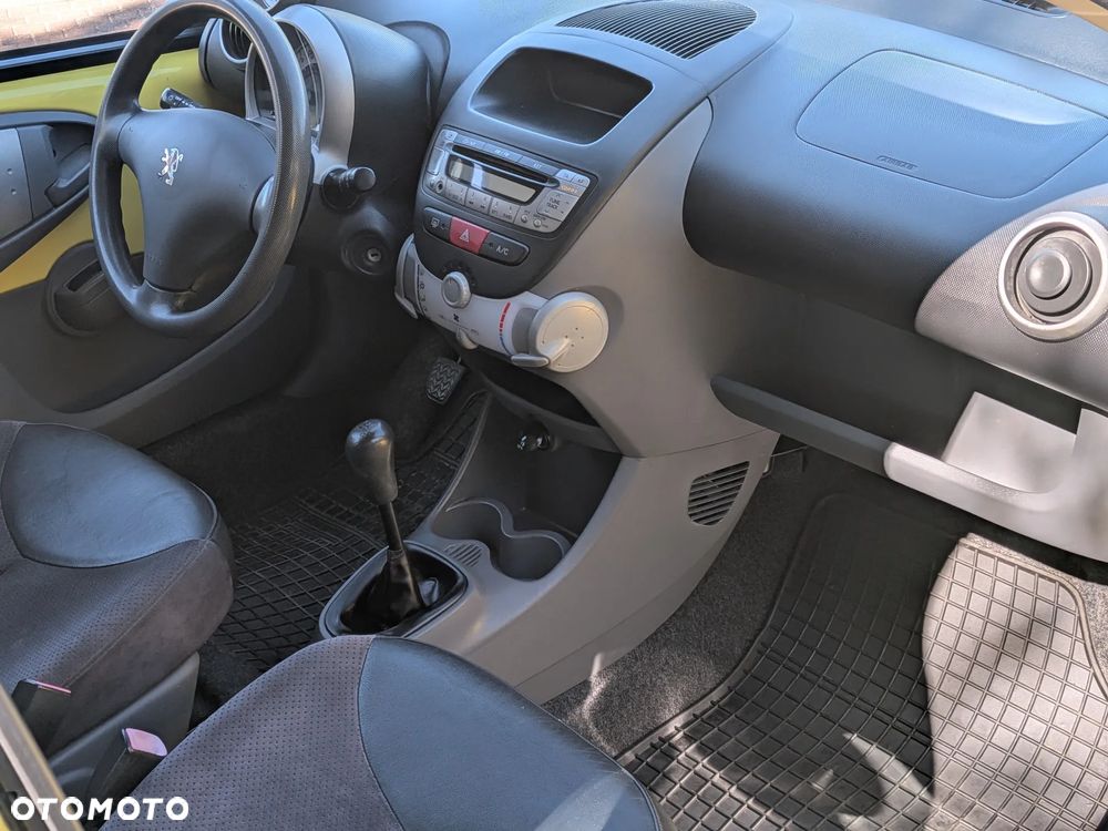 Peugeot 107 1.0 U Move - 17