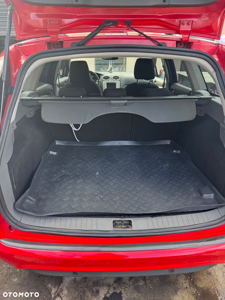 Ford Focus 2.0 TDCi Trend - 8