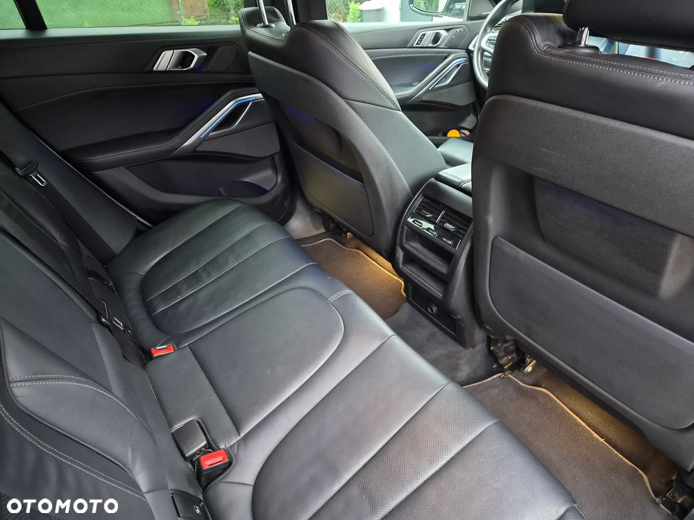 BMW X6 - 15