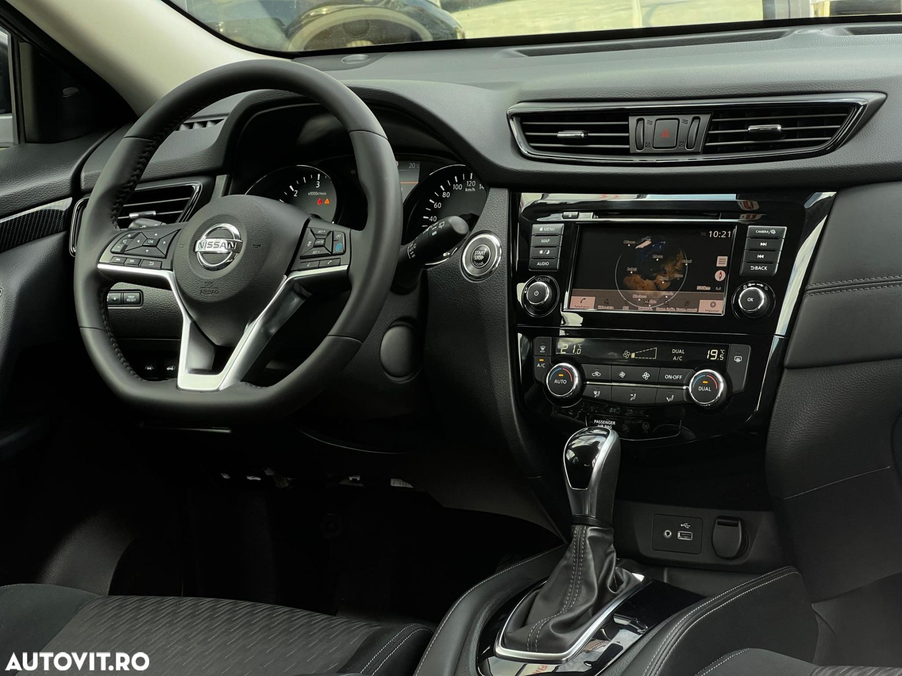 Nissan X-Trail - 8