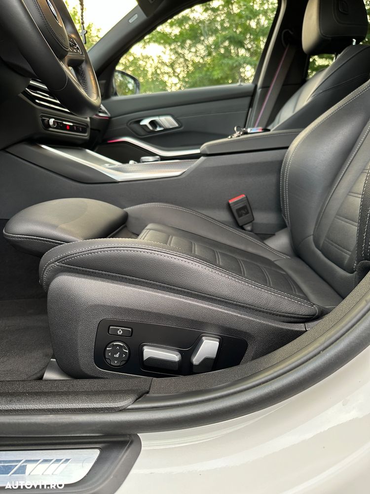 BMW Seria 3 320d AT MHEV - 12