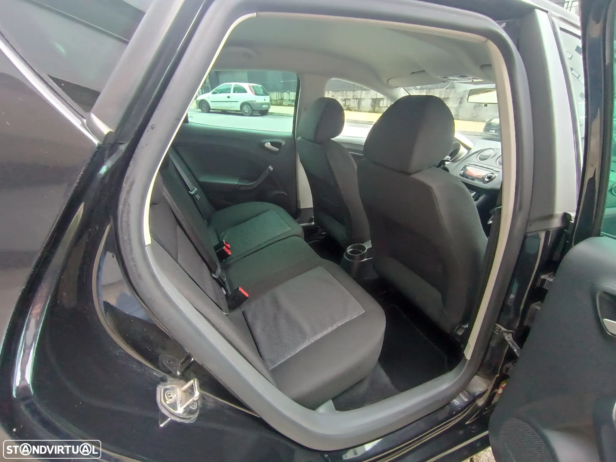 SEAT Ibiza 1.4 TDi Sport - 24
