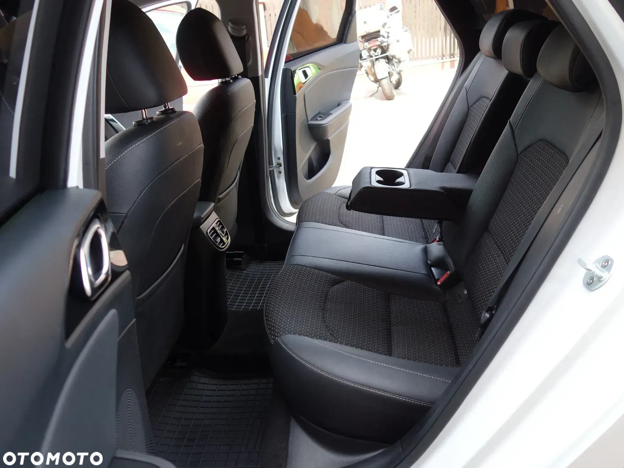 Kia Ceed 1.6 CRDi Spirit - 21