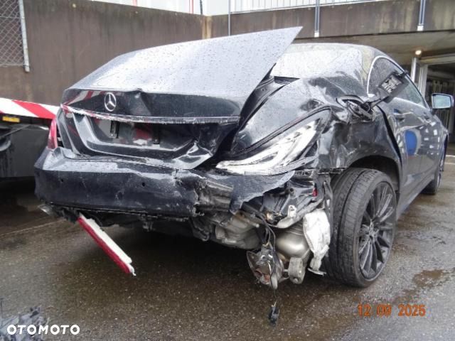 Mercedes-Benz CLS 400 4Matic 7G-TRONIC - 23