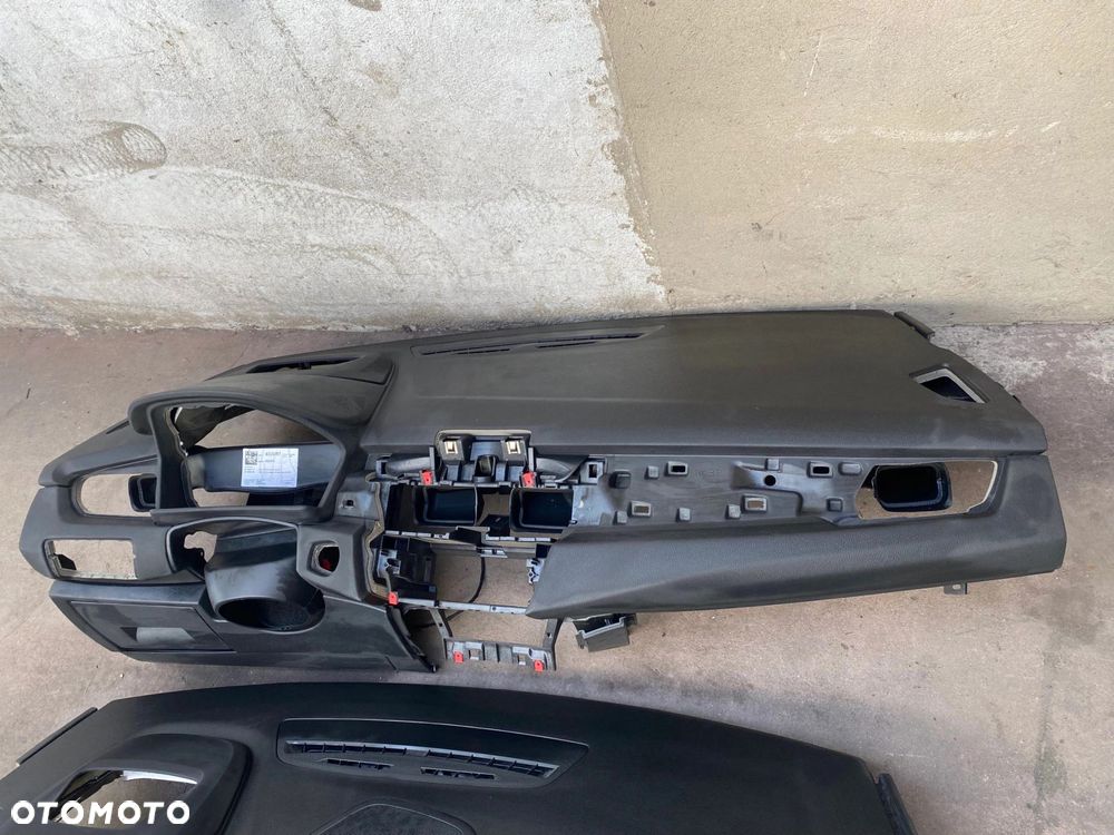 DESKA ROZDZIELCZA KOKPIT KONSOLA BMW 2 F45 F46 HEAD UP DISPLAY