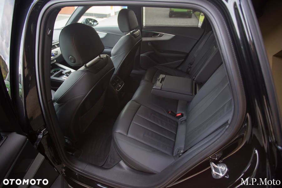 Audi A4 Avant 40 TDI quattro S tronic S line - 40
