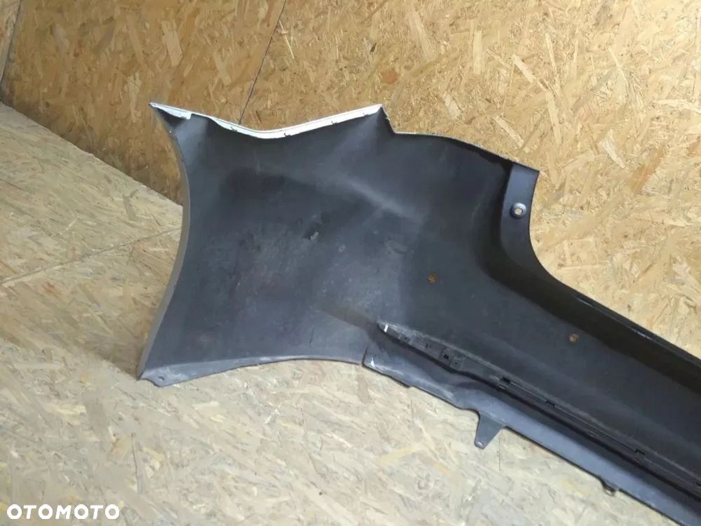 AVENSIS T27 SEDAN II LIFt 2015- zderzak tylny tył - 8