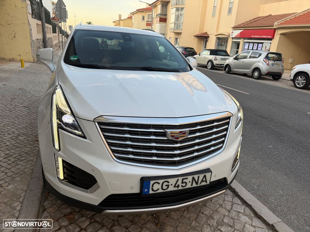 Cadillac XT5 - 11