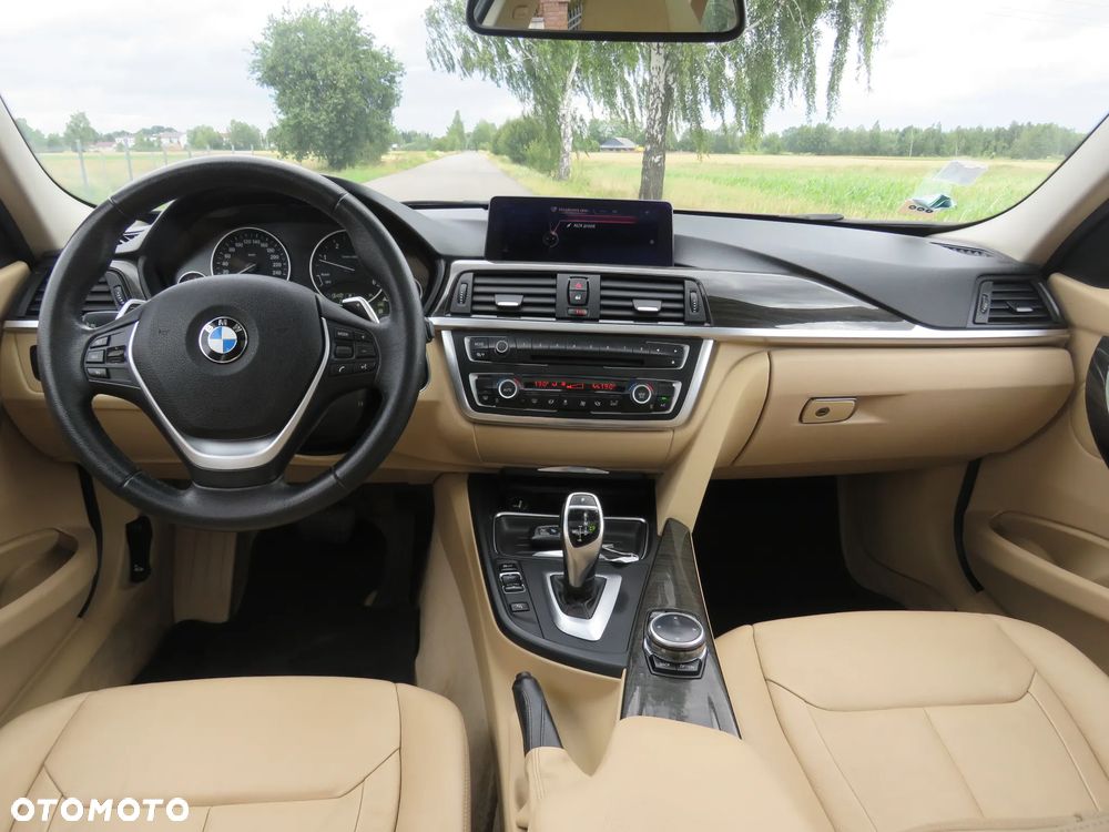BMW Seria 3 320d Luxury Line - 14