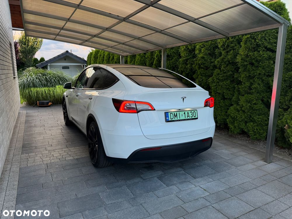 Tesla Model Y RWD - 4