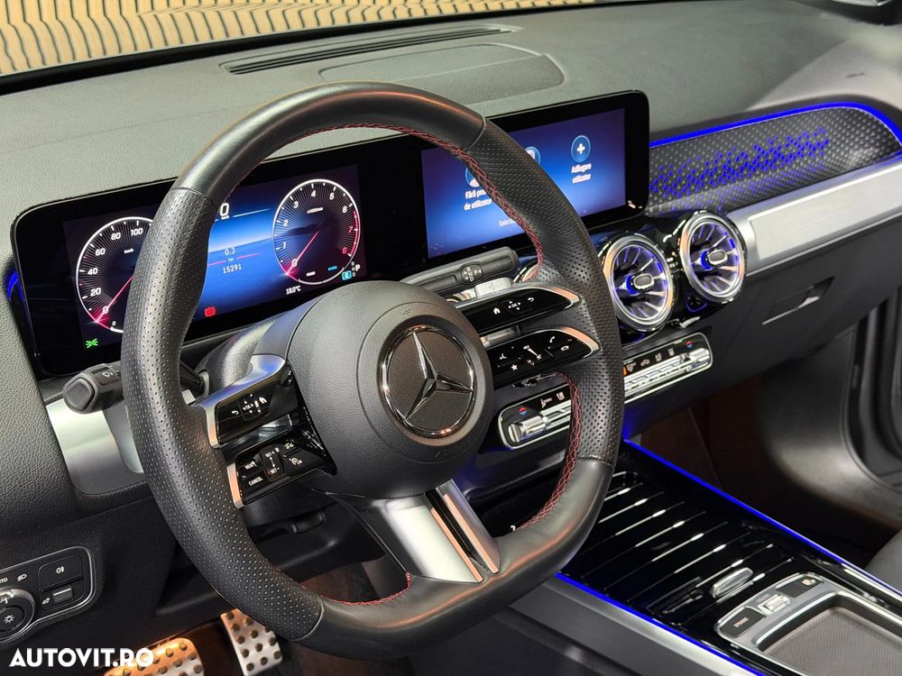 Mercedes-Benz GLB - 12