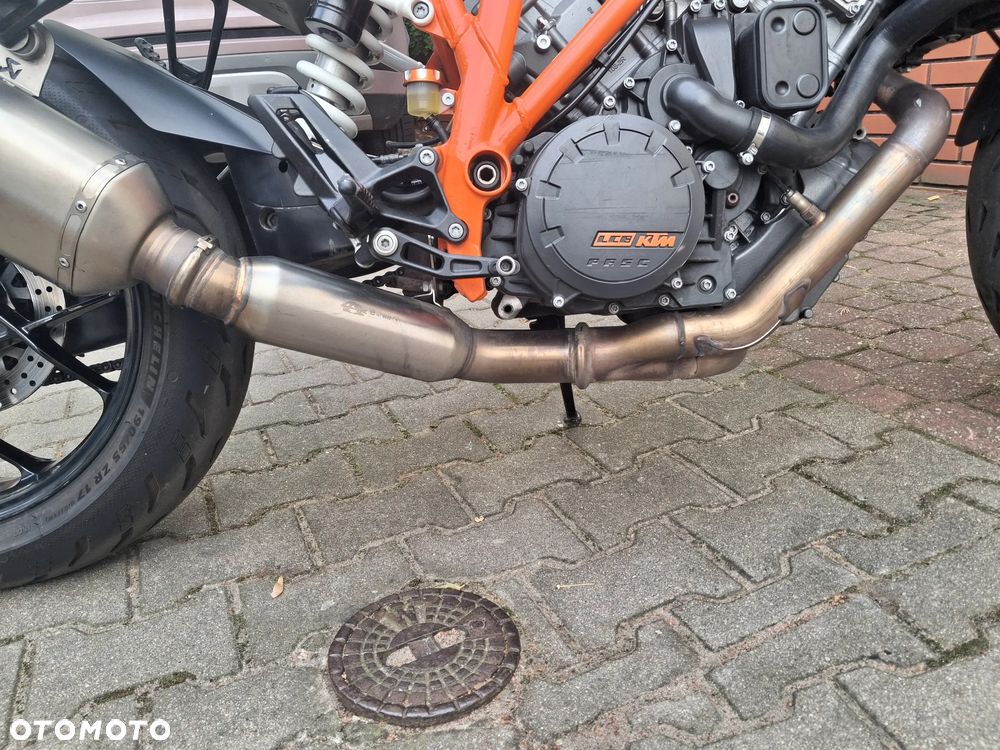 KTM Super Duke - 17