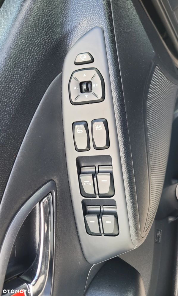 Hyundai ix35 1.6 2WD blue Style - 25