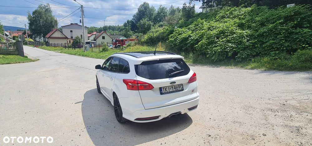 Ford Focus 2.0 TDCi ST-2 - 7