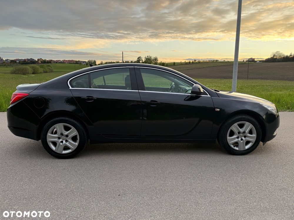 Opel Insignia 1.8 - 4
