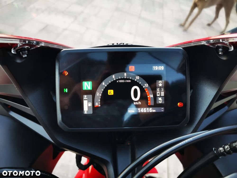 Honda CBR - 15