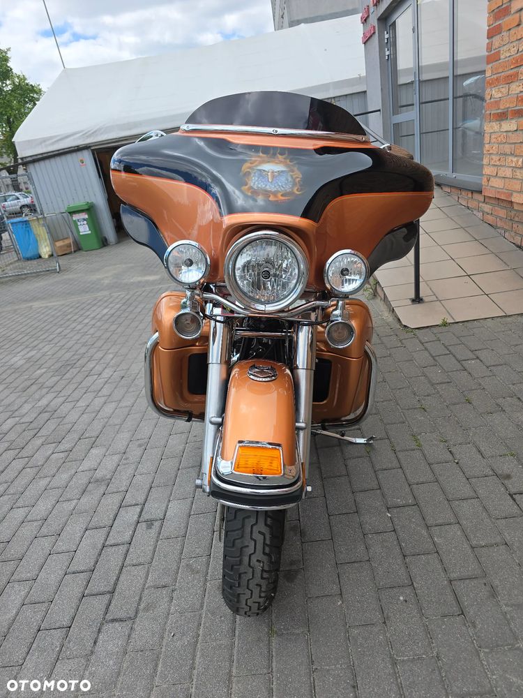 Harley-Davidson FLHTCU Ultra - 25