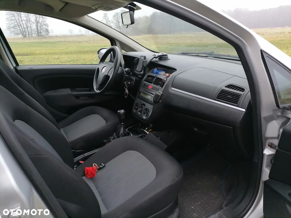 Fiat Linea 1.3 MJ 16V Active - 11