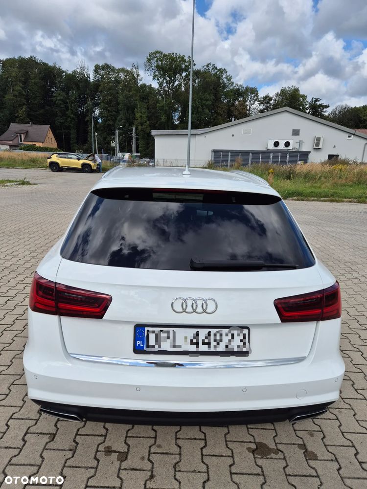Audi A6 Avant - 16