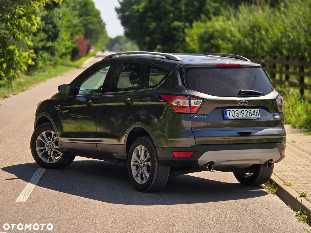 Ford Kuga 1.5 EcoBoost 2x4 Business Edition - 3