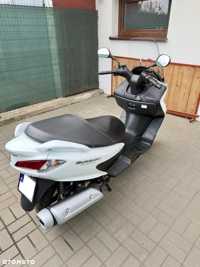 Suzuki Burgman - 5