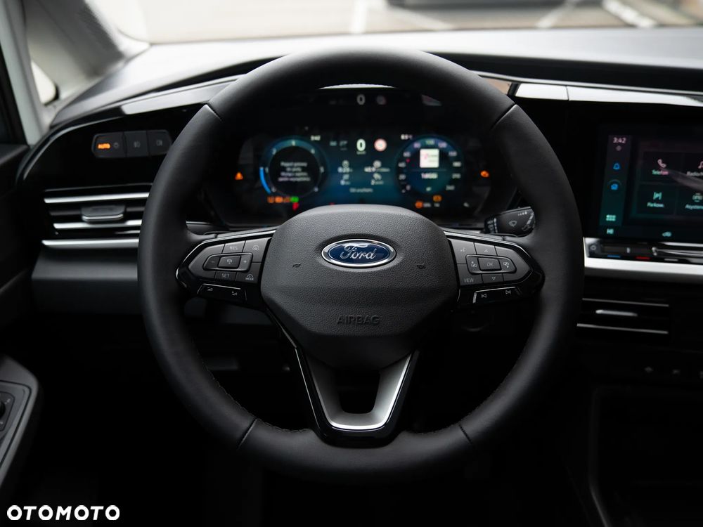 Ford Tourneo Connect - 22