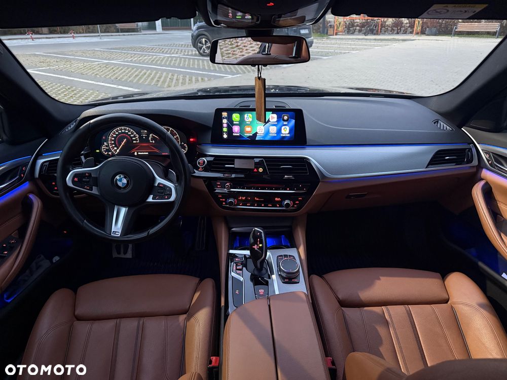 BMW Seria 5 520d M Sport - 7