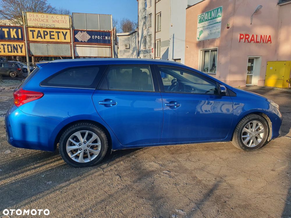 Toyota Auris 2.0 D-4D Life - 7