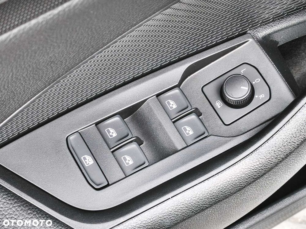 Skoda Octavia 2.0 TDI Edition 130 Essence DSG - 20
