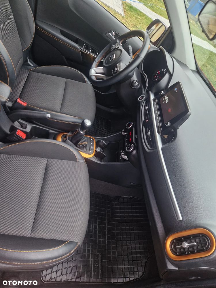 Kia Picanto 1.0 L - 17